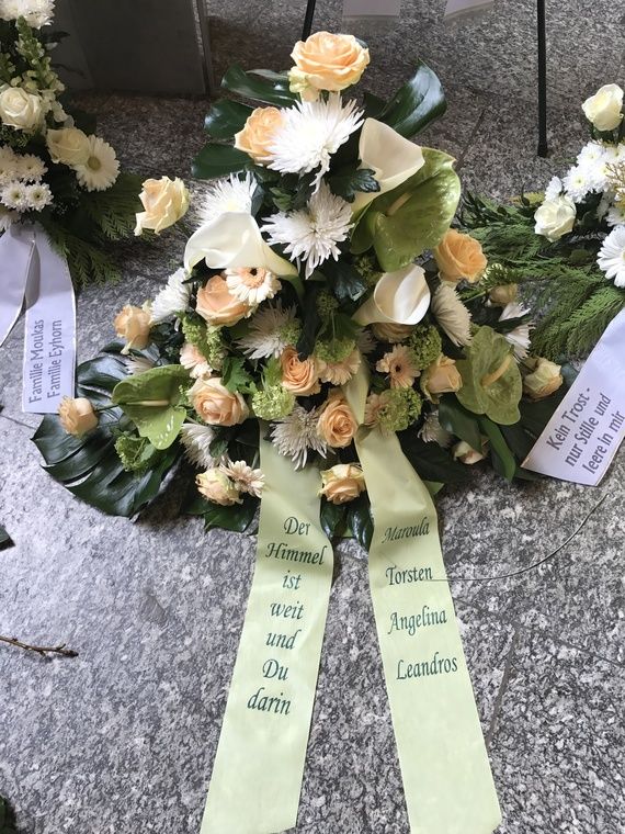 Blumenschmuck Trauerfeier Bensheim
